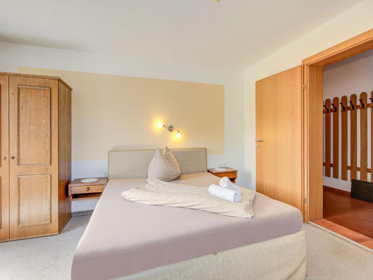 Attractive Apartment In Hainzenberg With Ski Room Bagian luar foto